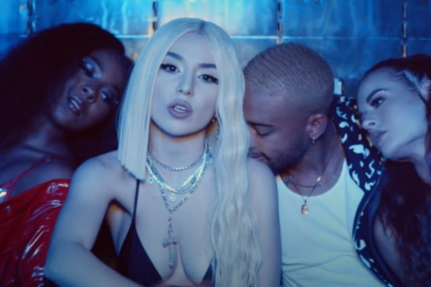 [CLIP] Ava Max - My head & My heart