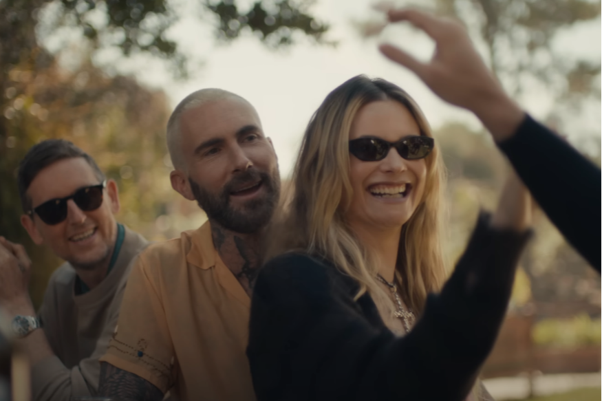 [CLIP] Maroon 5 - Middle Ground