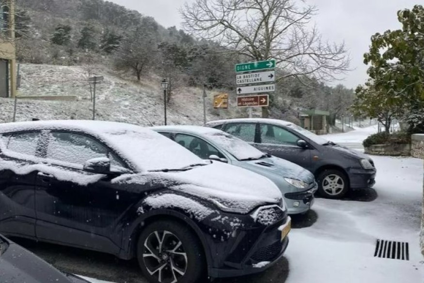 Il neige dans le Var: on fait le point sur l'état des routes ce lundi en début d'après-midi