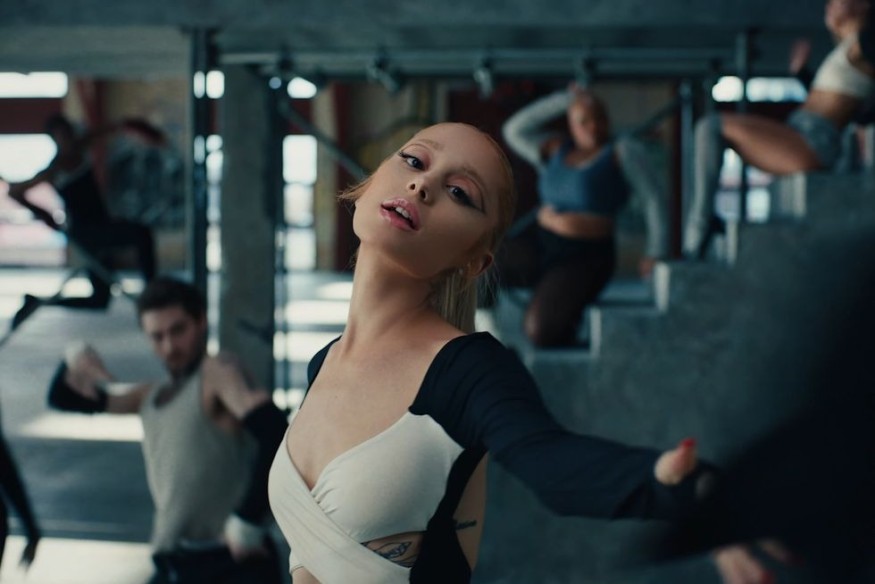 [CLIP] Ariana Grande - Yes, and ?